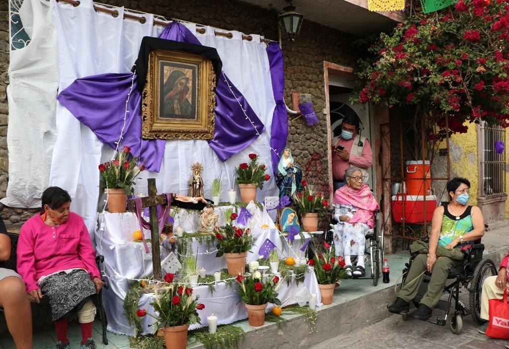 Cumple A Os Tradici N De Los Altares De Dolores En Barrio De