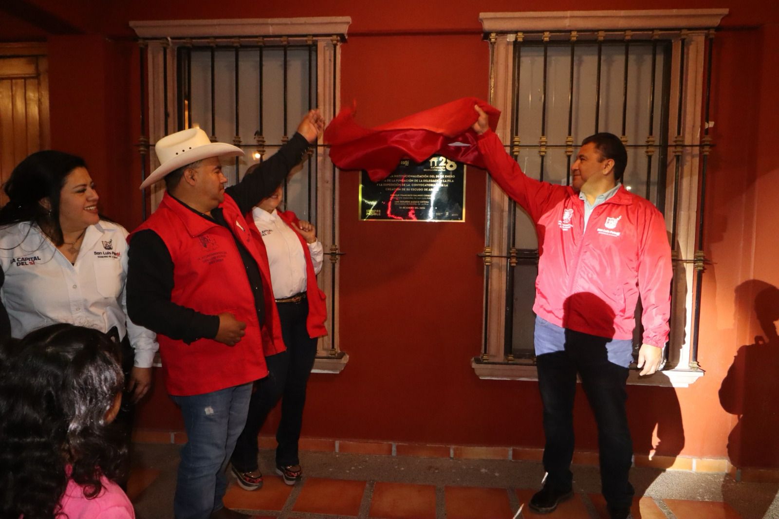 Develan Placa Conmemorativa Por El Aniversario De La Pila Noticias