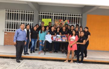 Universitarios vallenses recolectarán ropa para familias vulnerables - Noticias de San Luis Potosí - Quadratín San Luis