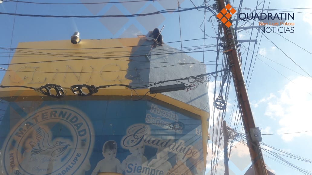 Se electrocuta un hombre en la entrada a Prados segunda sección - Noticias  de San Luis Potosí