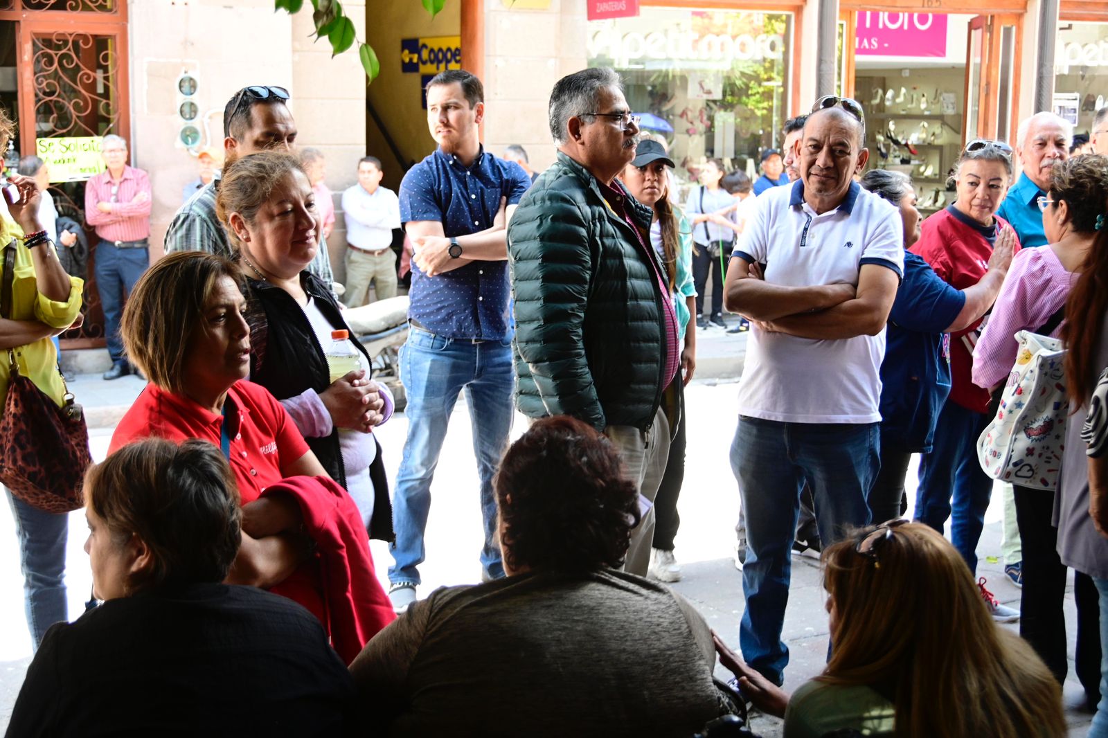 Protestan maestros de Telesecundaria en SLP por falta de pagos ...