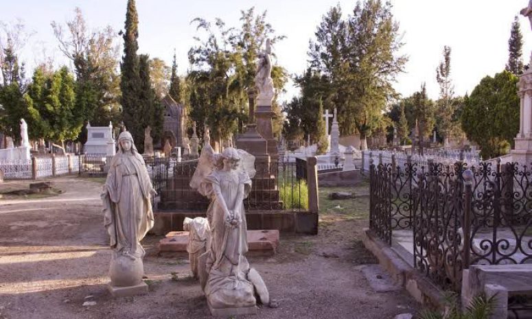 Llaman a prevenir accidentes en panteones de Villa de Pozos por Día de Muertos
