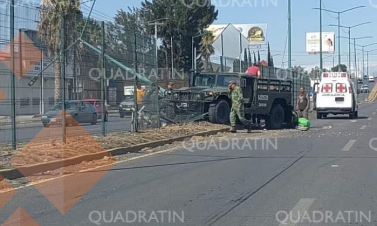 Soldados heridos al volcar camión de Sedena en tramo SLP-Matehuala