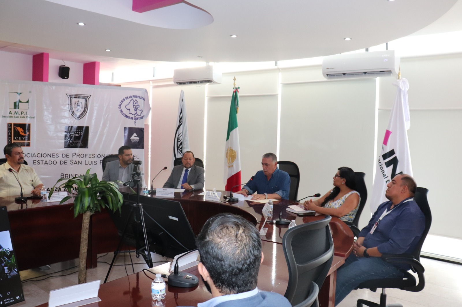 Respaldan Asociaciones Y Gremios A Autoridades Electorales En Slp Noticias De San Luis Potos