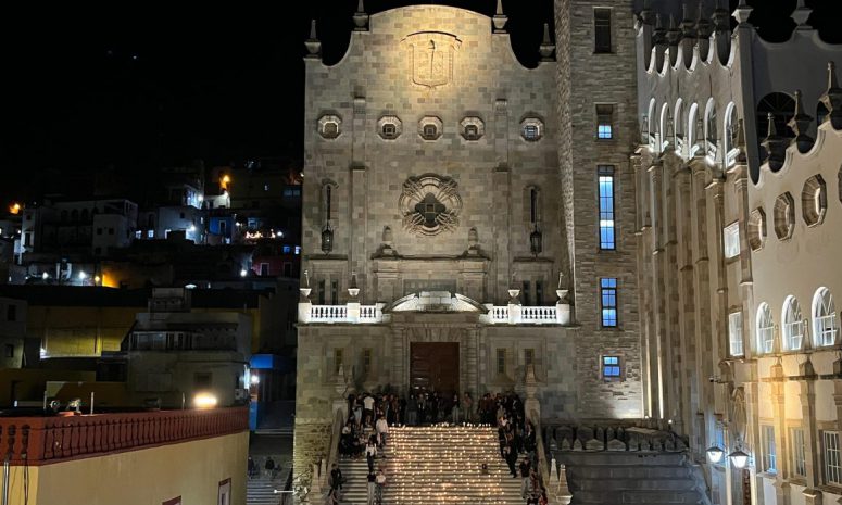Se duele comunidad universitaria de Guanajuato por muerte de estudiantes