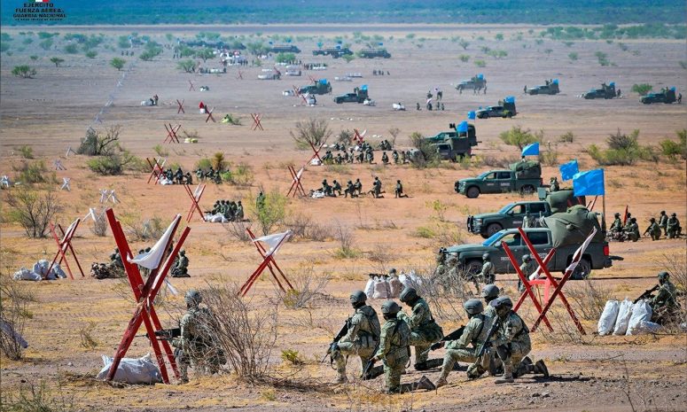 Revisan líderes militares de México y EU adiestramiento en Chihuahua