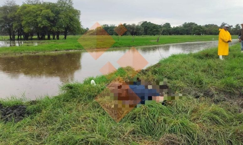 Reportan ahogados a 2 trabajadores que arrastró el río Tampaón
