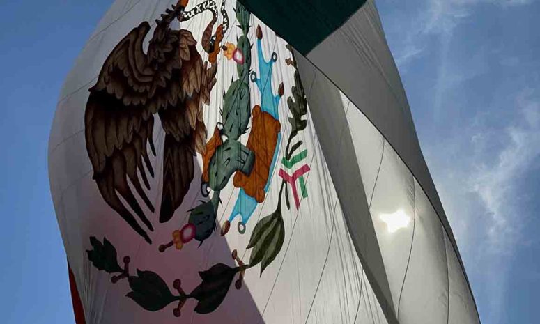 México evacúa de Irán a 18 connacionales y familiares