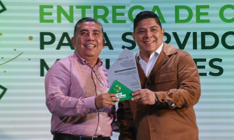 Con impulso estatal, Ayuntamiento de Soledad certifica a sus funcionarios