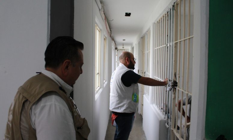 Supervisan CEDH y CNDH penales de San Luis en operativo conjunto