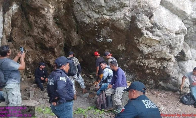 Se unen rescatistas potosinos a búsqueda de abuelito en Chapulhuacán