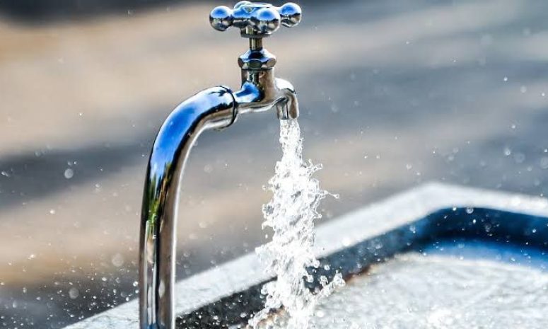 Reparten 28 millones de litros de agua ante fallas de Interapas