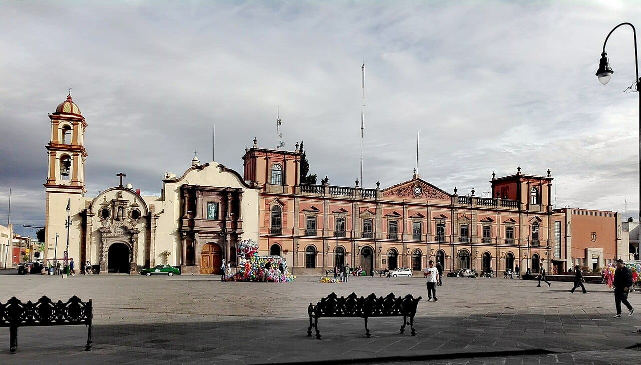 Cerrada Plaza Fundadores a - Noticias de San Luis Potosí