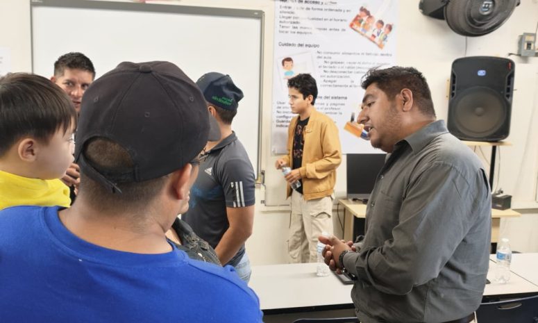 Orientan a familias de Rancho Nuevo para prevenir abuso infantil
