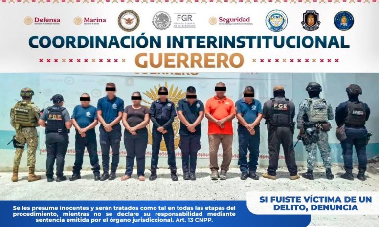 Toman federales la Policía de Coyuca de Benítez y detienen a 7 agentes