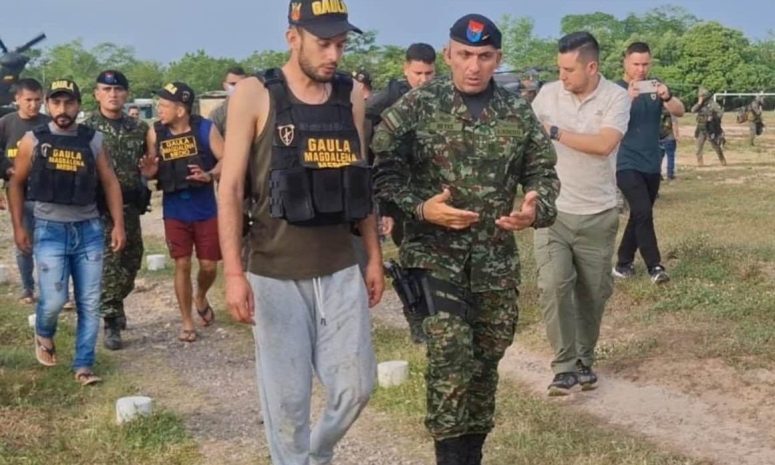 Rescatan a 8 secuestrados por el ELN en el norte de Colombia