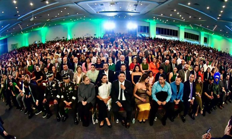 Encabeza Ricardo Gallardo ranking de gobernadores de Mitofsky con 62%