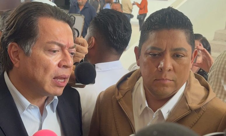 Mario Delgado pide priorizar escuelas sobre cobros de Interapas