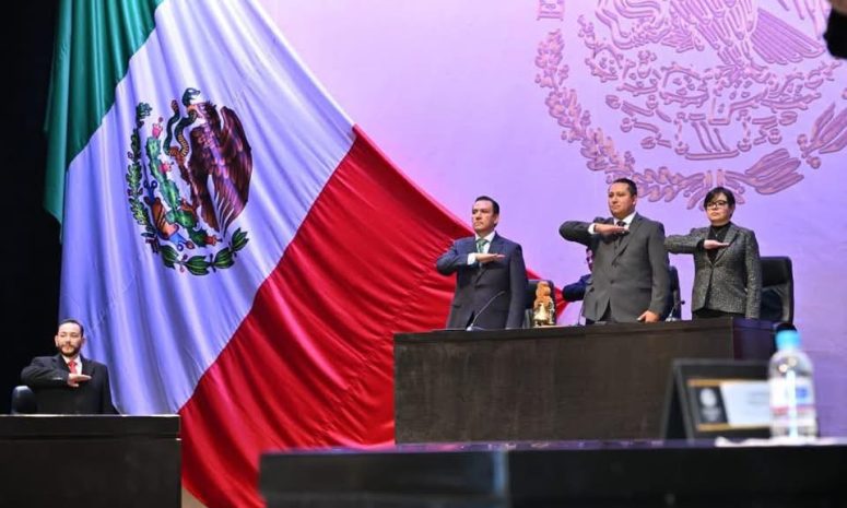 Congreso cierra festejos por los 200 años de la Constitución de SLP
