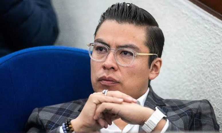 Formaliza Cuauhtli Badillo registro para coordinar Morena en la capital