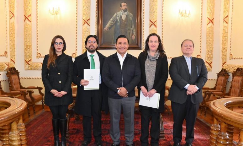 Registro Civil digitaliza más de 130 mil actas en San Luis Potosí