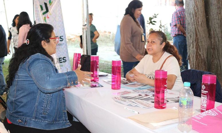 Lleva Semujeres asesoría legal y atención psicológica a colonias de SLP
