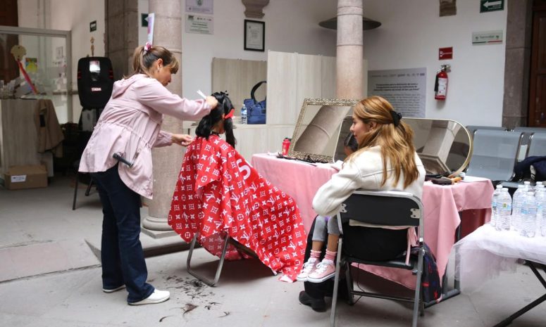 Campaña reúne 95 donaciones de cabello para pelucas oncológicas en SLP